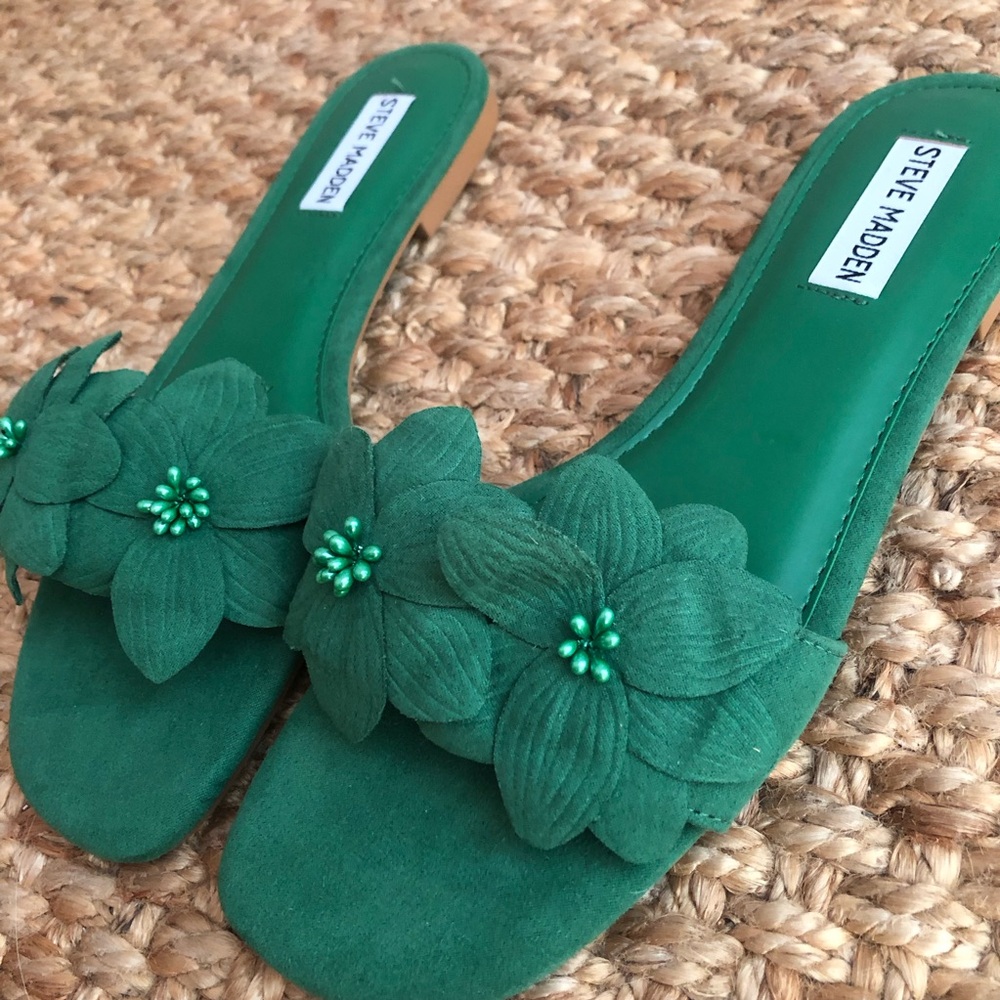 New: Steve Madden Melena Flower Flat Slide Sandals. Size 9 - Picture 6 of 9
